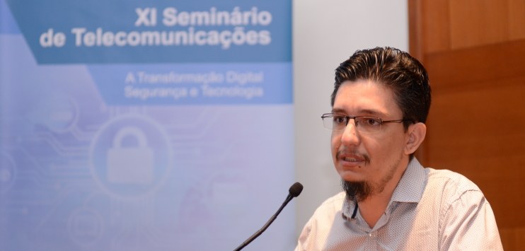 Felipe Faleiro apresenta serviços Serpro no Centro de Eventos da Fiergs  [foto: Jonathan Heckler/Fiergs]