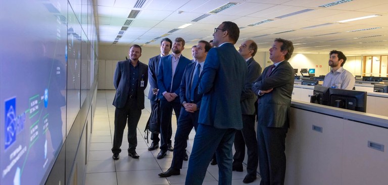 Registro da visita ao centro de dados do Serpro em Brasília