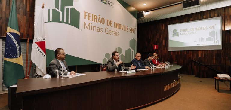 feira0_bh_gileno.jpg feira0_bh_gileno.jpg
