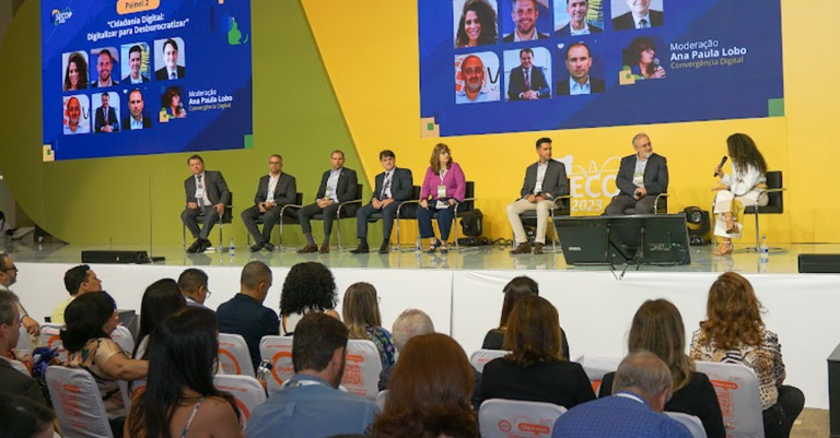 Diretor Andre de Cesero no painel “Cidadania Digital: Digitalizar para Desburocratizar" do Secop 2023 Diretor Andre de Cesero no painel “Cidadania Digital: Digitalizar para Desburocratizar" do Secop 2023