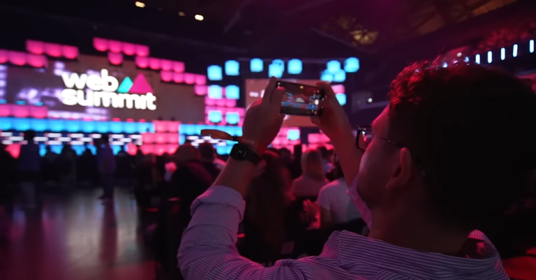 Imagem da edição 2023 do Web Summit Lisboa (crédito da foto: websummit.com)