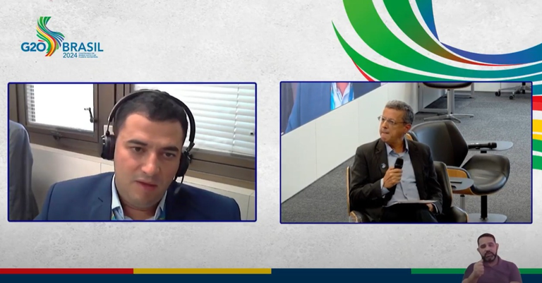 Alexandre Ávila durante participação transmitida na manhã desta terça-feira