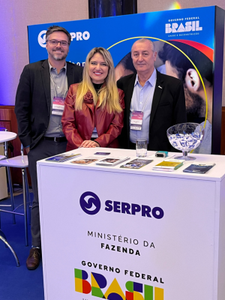 Estande do Serpro no evento