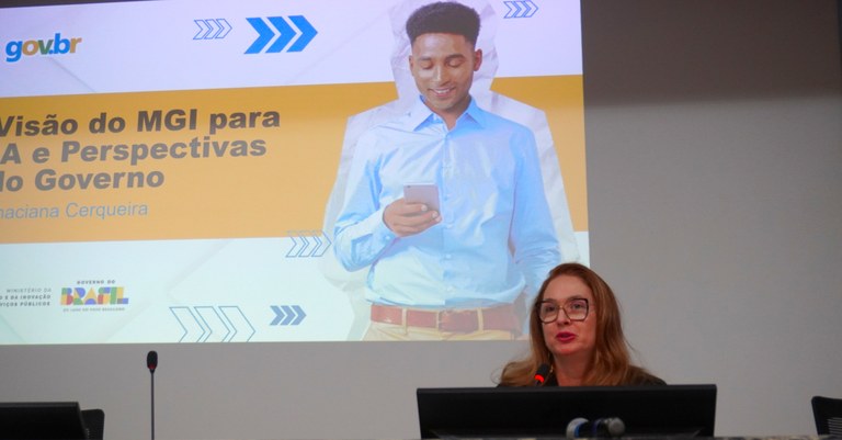 Fomento à IA Responsável do MGI Thaciana Cerqueira na Semana de IA do Serpro