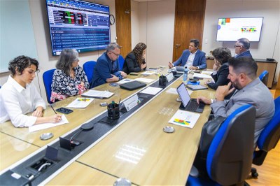 O presidente do Serpro, Alexandre Amorim, apresentou a Nuvem de Governo durante a reunião