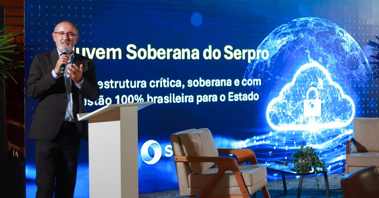 Presidente Wilton Mota fala da Nuvem Soberana do Serpro no aniversário da estatal para clientes.jpg