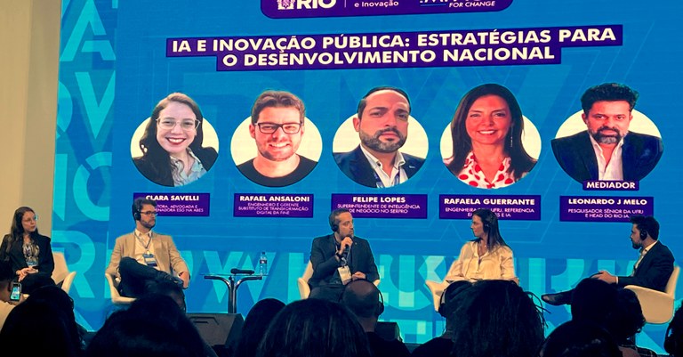 Superintendente Felipe Lopes em painel no RIW 2025