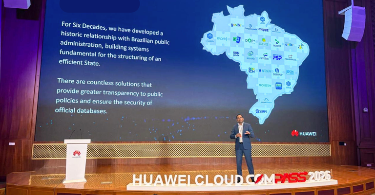 Jhonathan Sousa abordou a evolução do modelo de nuvem soberana brasileira no palco do Huawei Cloud Compass 2026