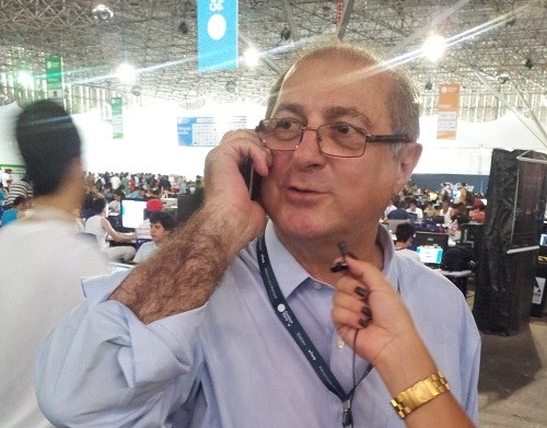 Paulo Bernardo anunciou medidas para democratizar acesso e incentivar a inovação no país Paulo Bernardo anunciou medidas para democratizar acesso e incentivar a inovação no país